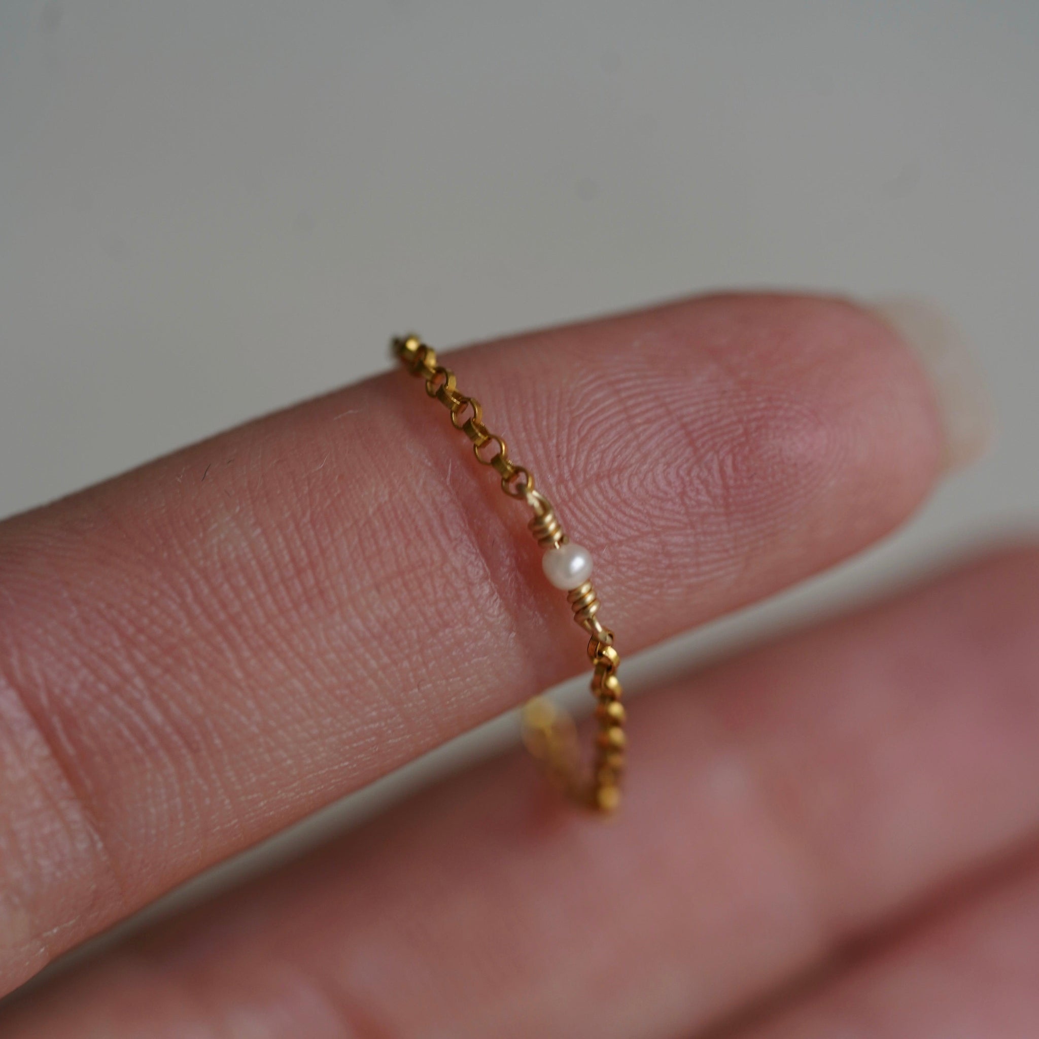 Mini Pearl Chain Ring